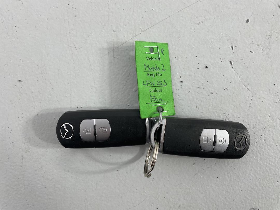 Photo '22' of Mazda Mazda2 Photo '22' of Mazda Mazda2