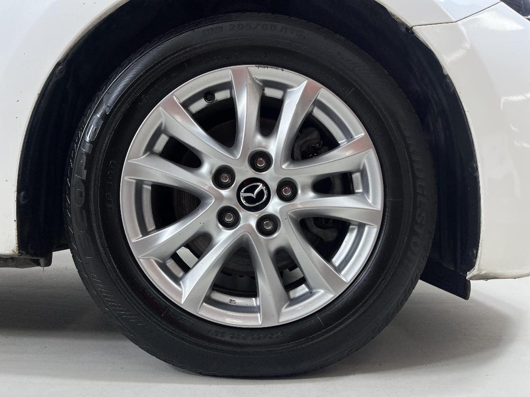 Photo '9' of Mazda Mazda3 Photo '9' of Mazda Mazda3