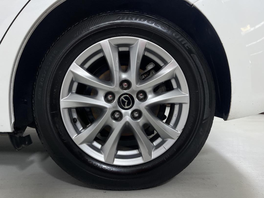 Photo '11' of Mazda Mazda3 Photo '11' of Mazda Mazda3