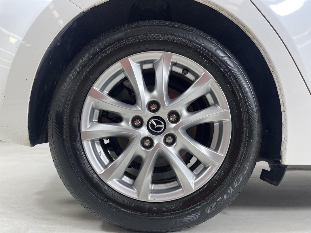 Photo '12' of Mazda Mazda3 Photo '12' of Mazda Mazda3