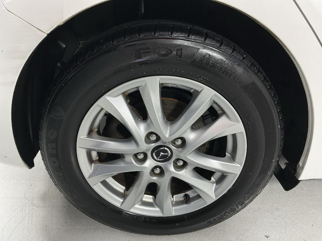 Photo '12' of Mazda Mazda3