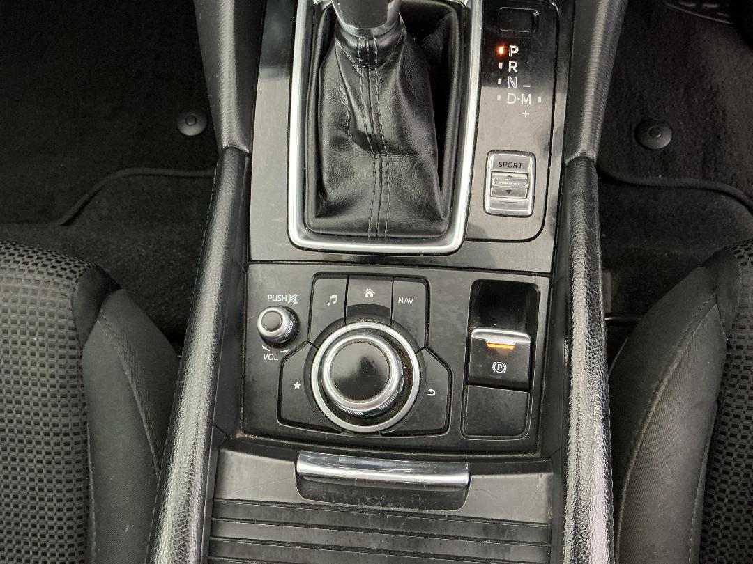 Photo '23' of Mazda Mazda3