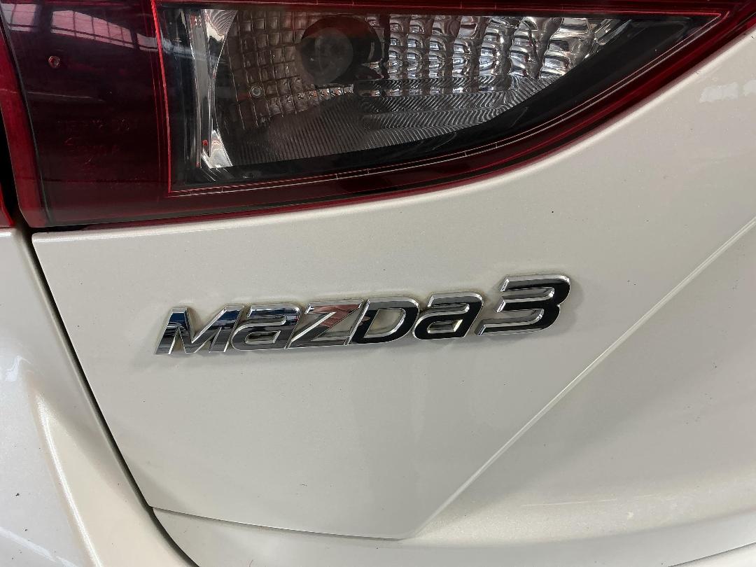 Photo '29' of Mazda Mazda3