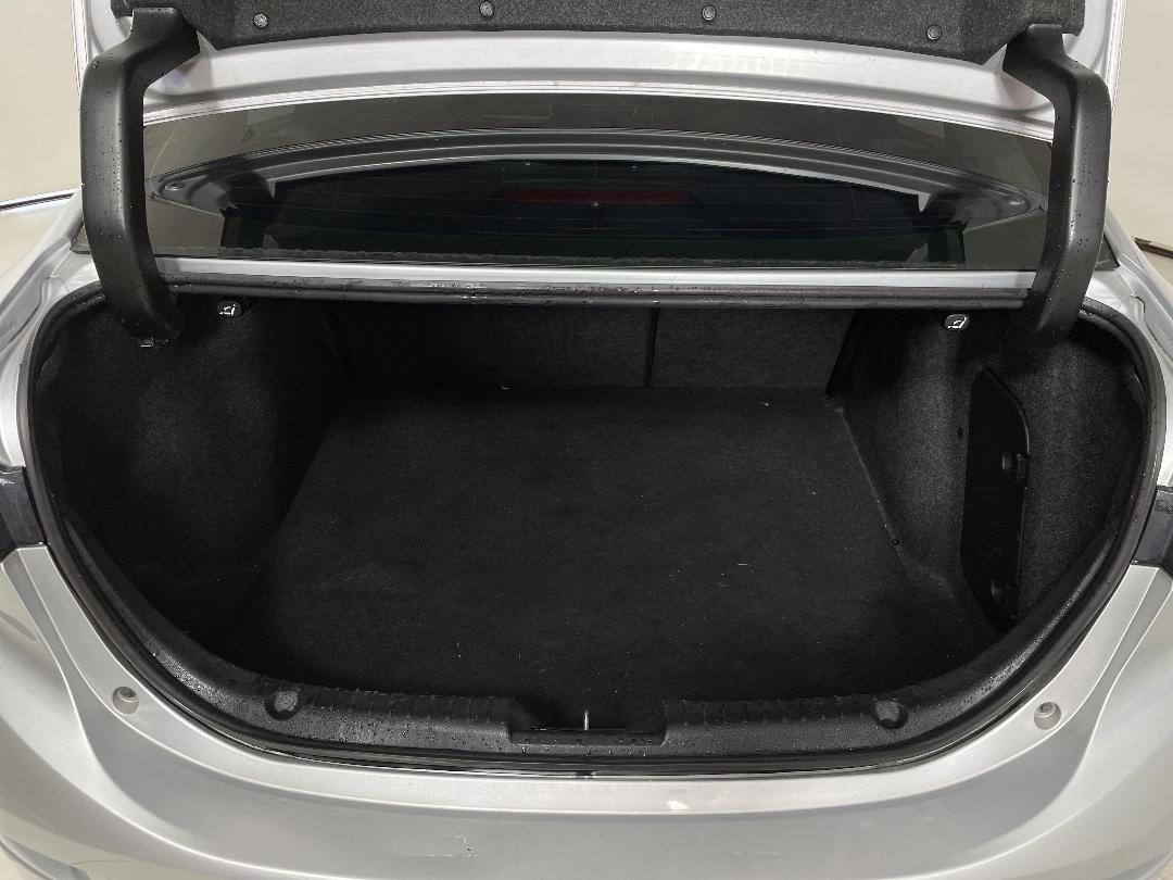 Photo '14' of Mazda Mazda3