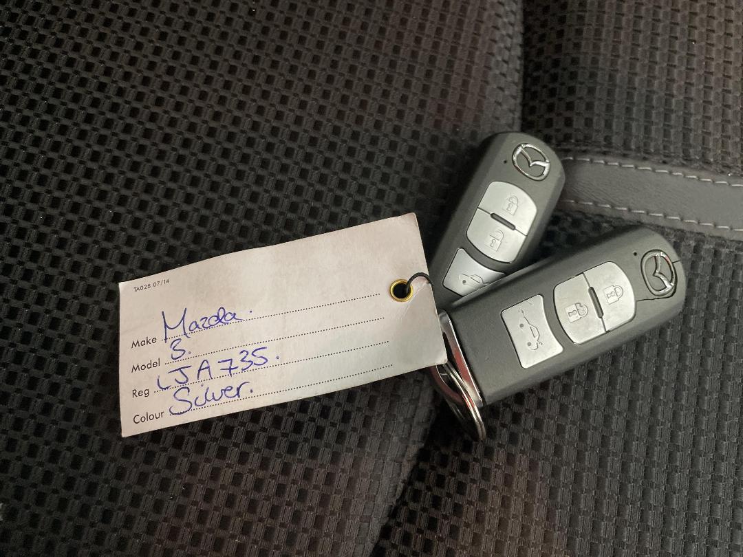 Photo '22' of Mazda Mazda3