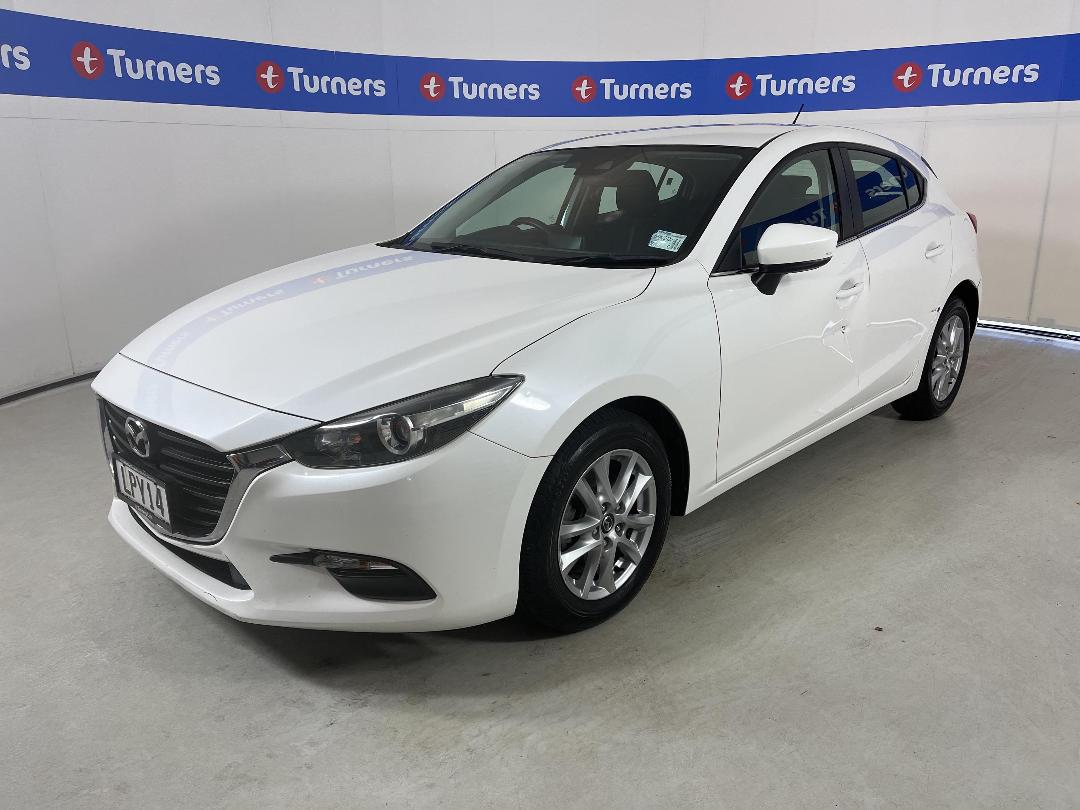 Photo '4' of Mazda Mazda3