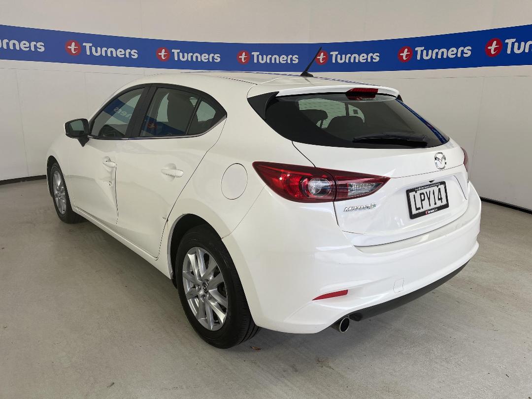 Photo '5' of Mazda Mazda3