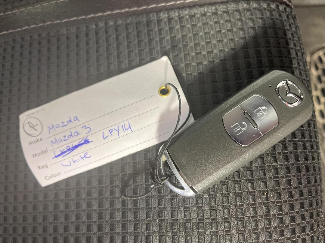 Photo '22' of Mazda Mazda3