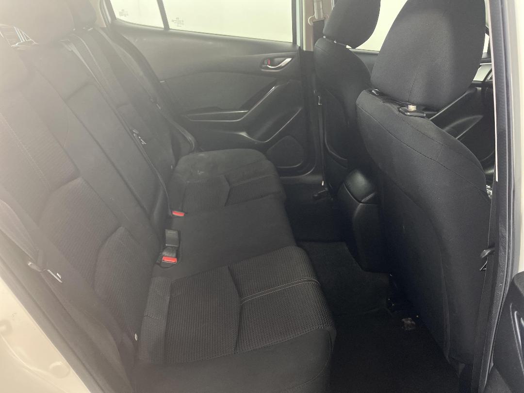 Photo '20' of Mazda Mazda3