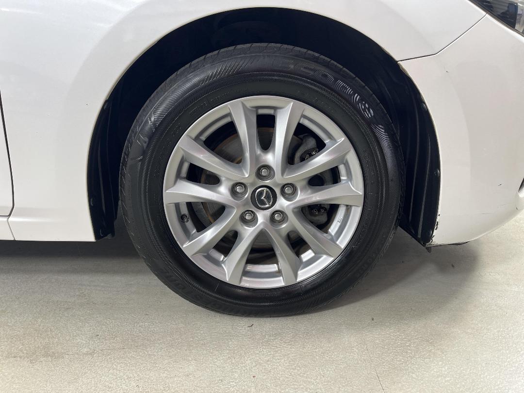 Photo '9' of Mazda Mazda3