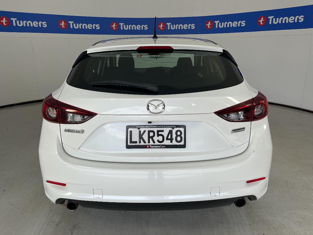 Photo '6' of Mazda Mazda3