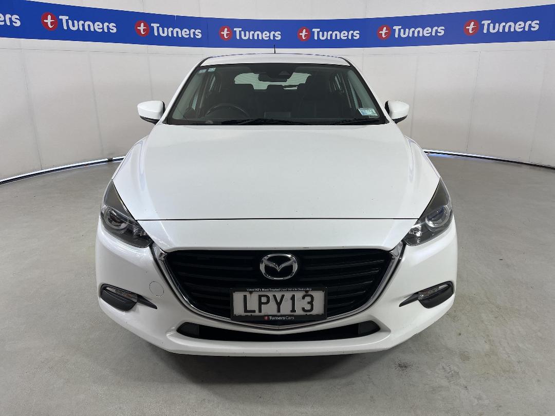 Photo '2' of Mazda Mazda3