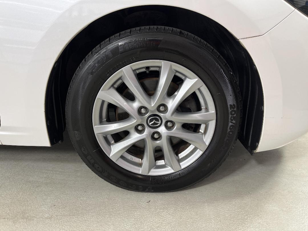 Photo '9' of Mazda Mazda3