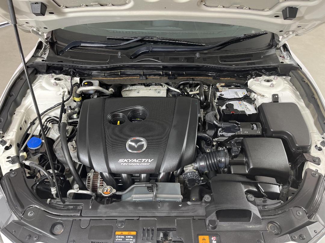 Photo '13' of Mazda Mazda3