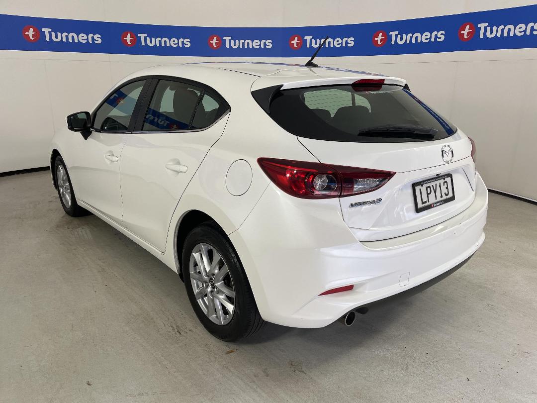 Photo '5' of Mazda Mazda3