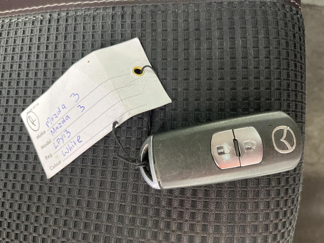 Photo '22' of Mazda Mazda3