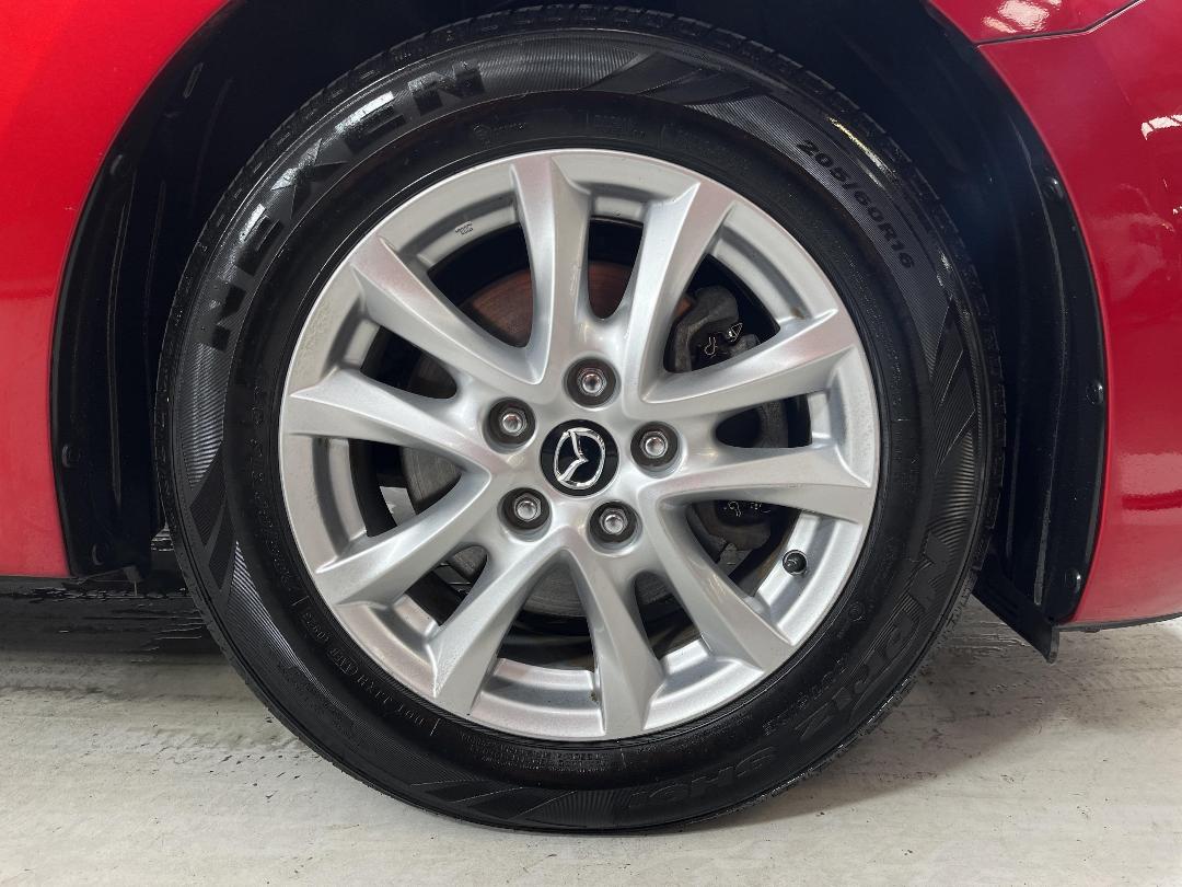 Photo '9' of Mazda Mazda3