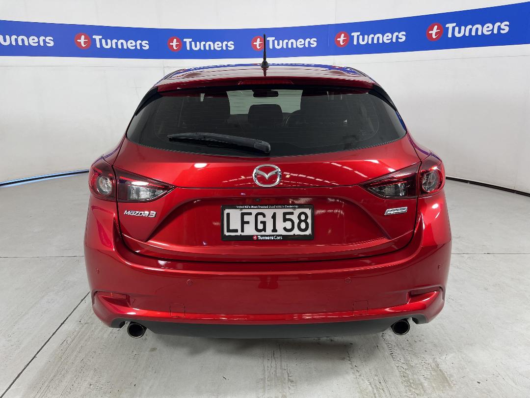 Photo '6' of Mazda Mazda3