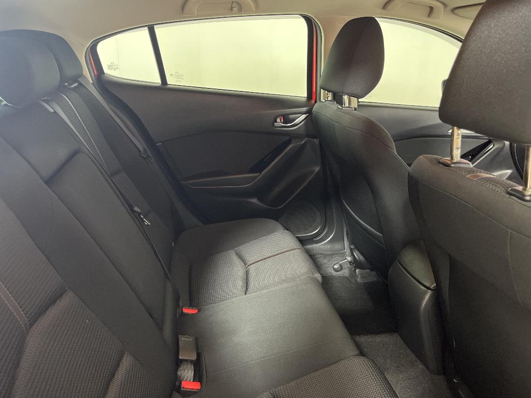 Photo '20' of Mazda Mazda3