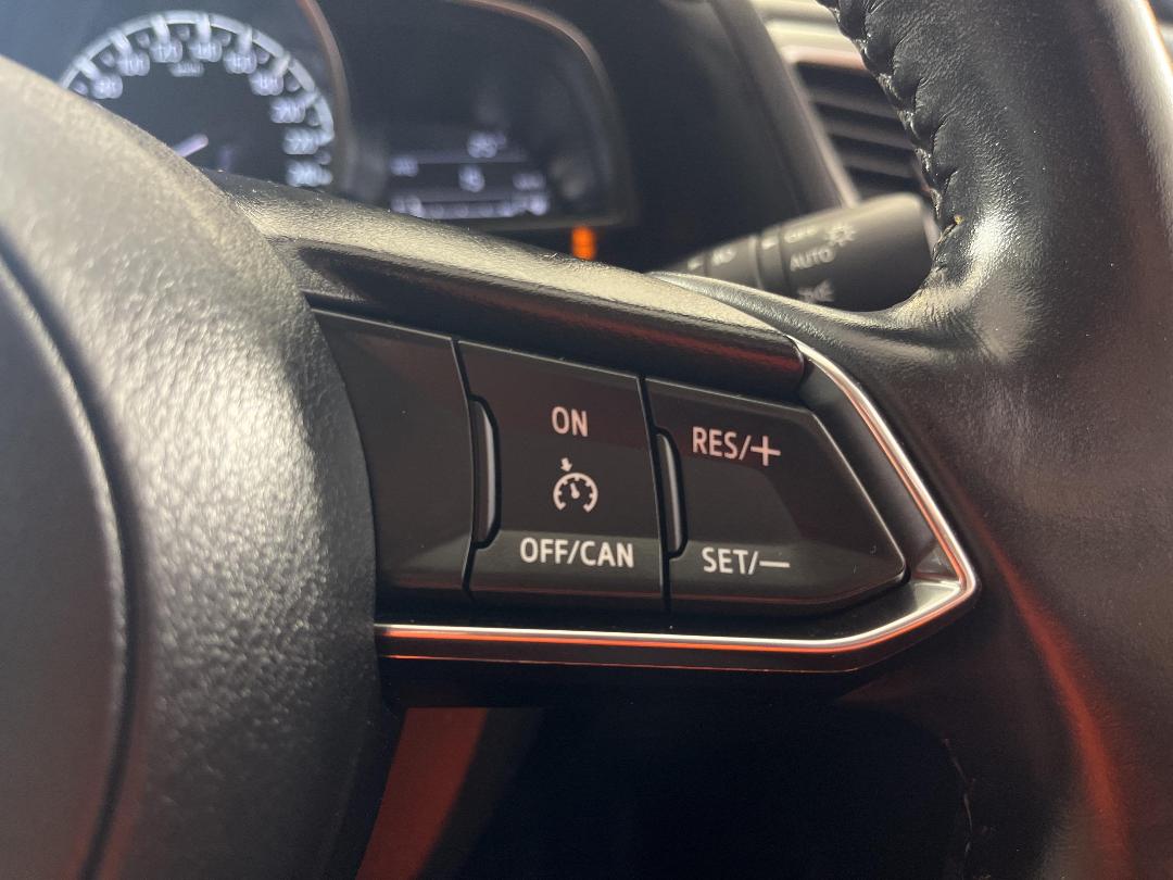 Photo '24' of Mazda Mazda3