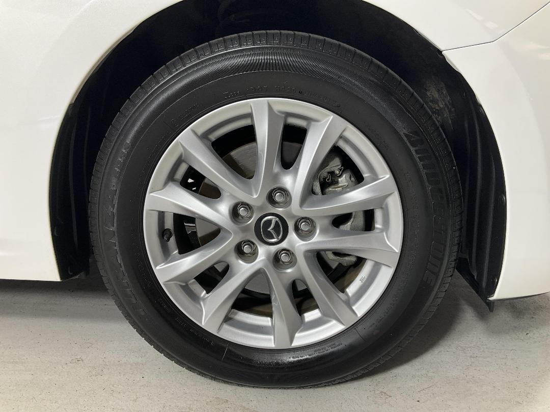 Photo '9' of Mazda Mazda3 Photo '9' of Mazda Mazda3