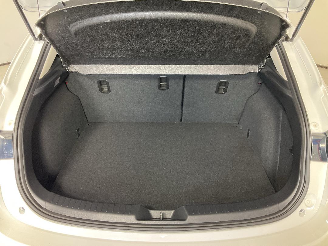 Photo '14' of Mazda Mazda3 Photo '14' of Mazda Mazda3