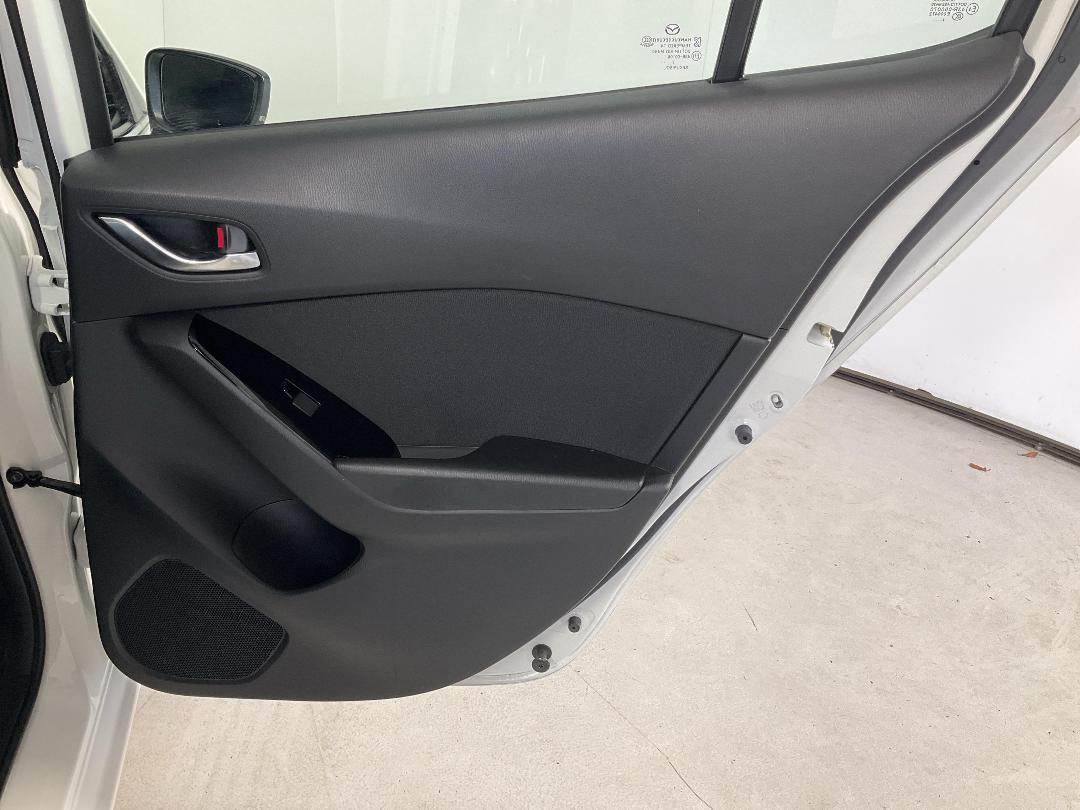 Photo '19' of Mazda Mazda3 Photo '19' of Mazda Mazda3