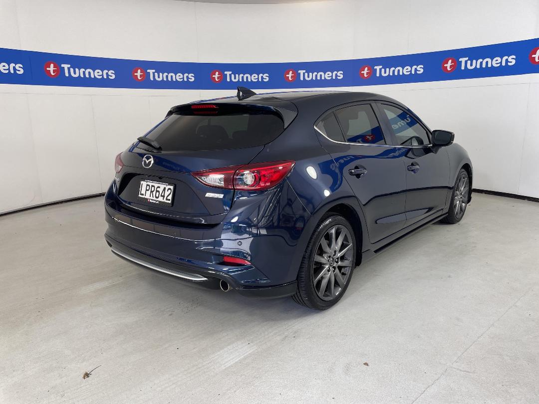 Photo '7' of Mazda Mazda3 Photo '7' of Mazda Mazda3