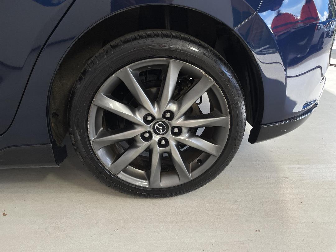 Photo '11' of Mazda Mazda3 Photo '11' of Mazda Mazda3