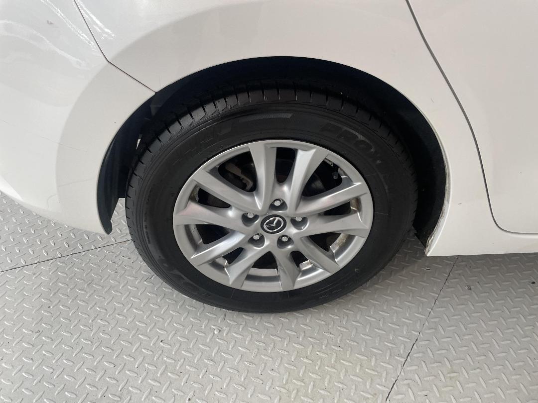 Photo '12' of Mazda Mazda3 Photo '12' of Mazda Mazda3