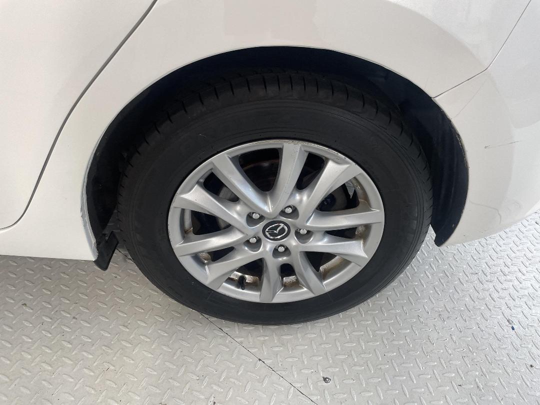 Photo '11' of Mazda Mazda3 Photo '11' of Mazda Mazda3