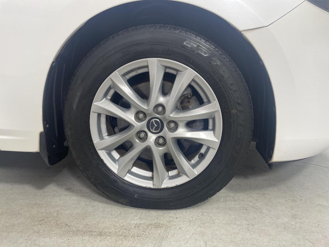 Photo '9' of Mazda Mazda3 Photo '9' of Mazda Mazda3