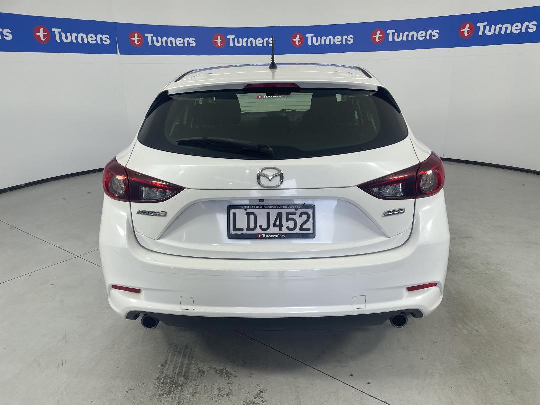 Photo '6' of Mazda Mazda3 Photo '6' of Mazda Mazda3