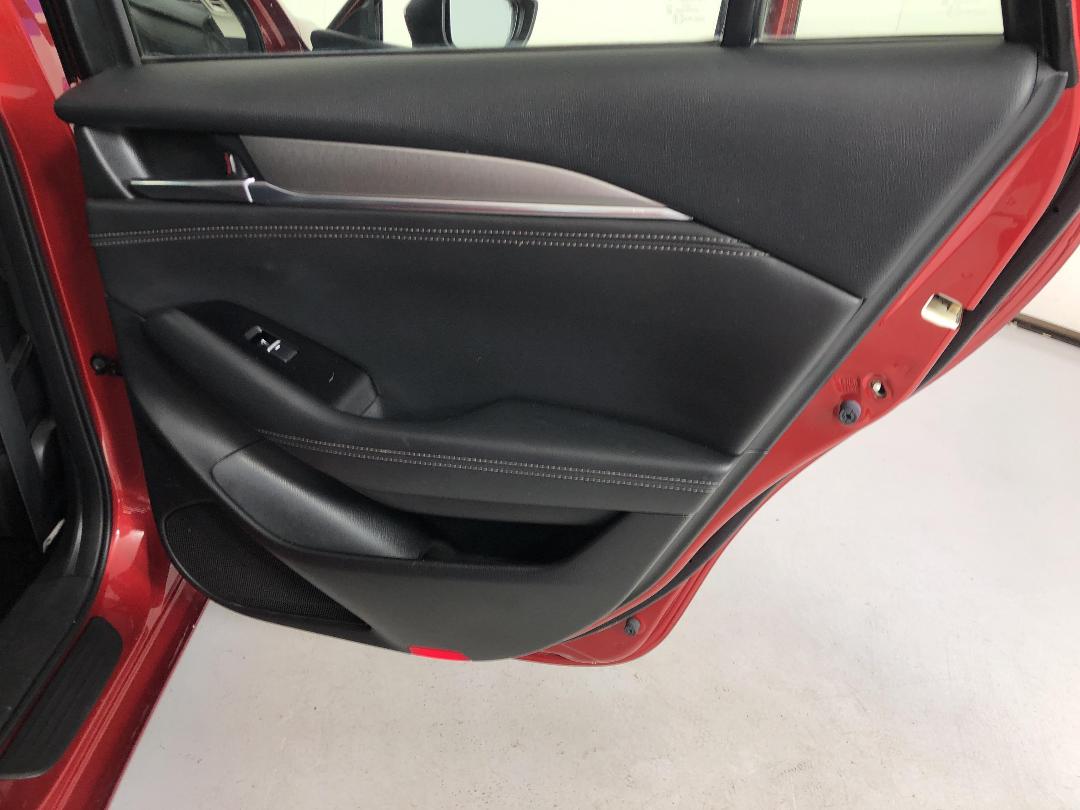 Photo '19' of Mazda Mazda6