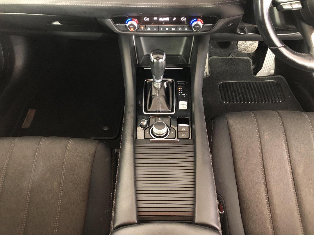 Photo '18' of Mazda Mazda6