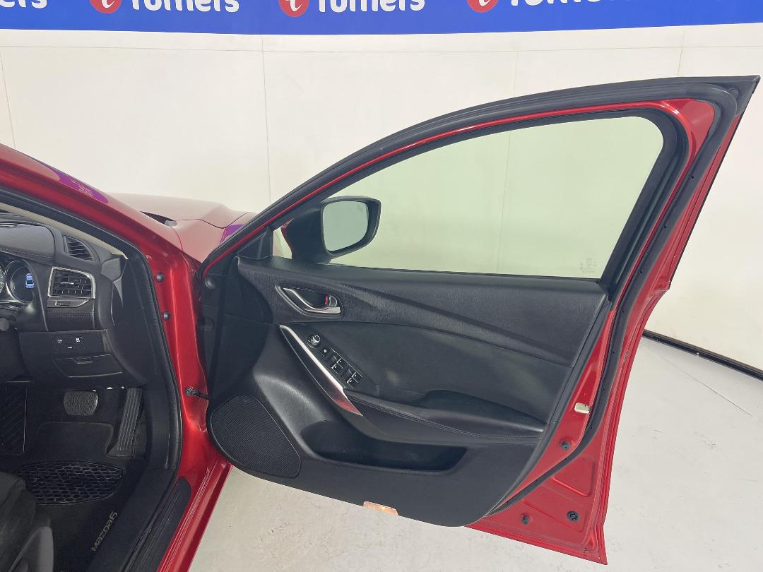 Photo '15' of Mazda Mazda6 Photo '15' of Mazda Mazda6