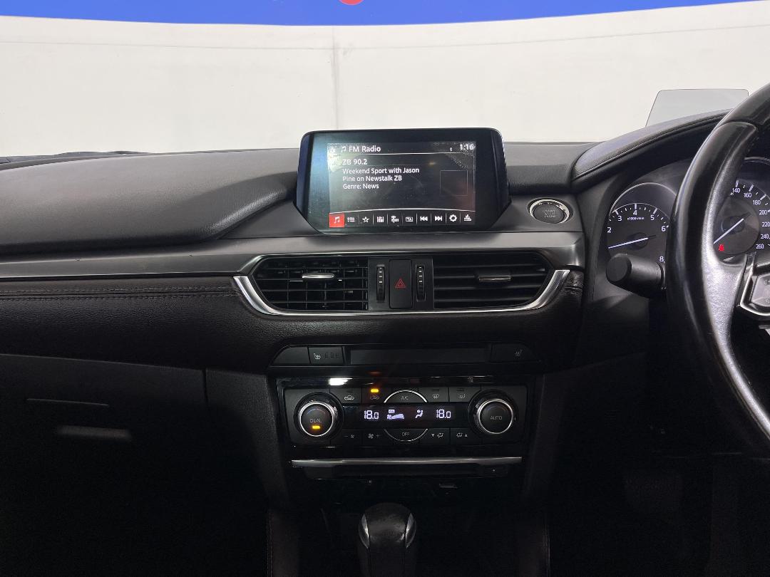 Photo '18' of Mazda Mazda6