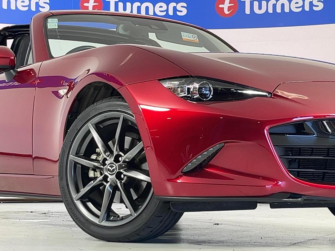 Photo '32' of Mazda MX-5