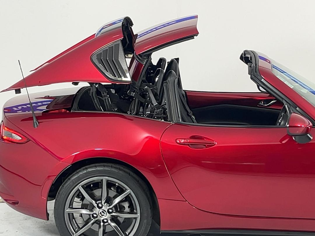 Photo '36' of Mazda MX-5