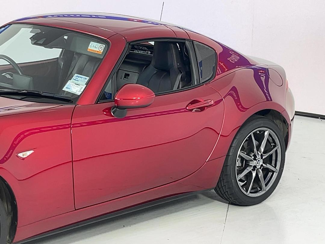 Photo '37' of Mazda MX-5