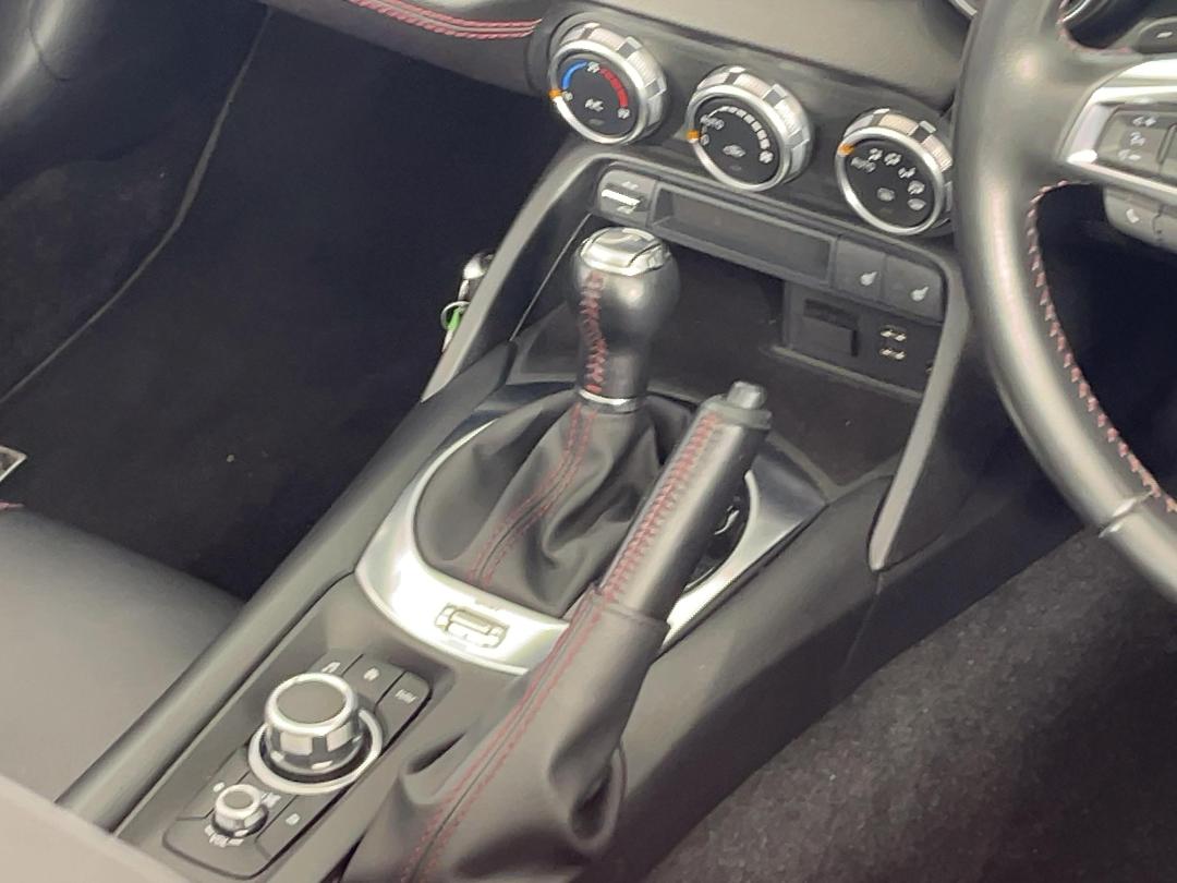 Photo '18' of Mazda MX-5