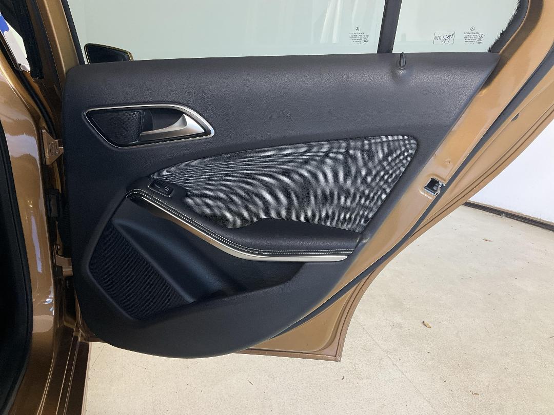 Photo '19' of Mercedes-Benz A180