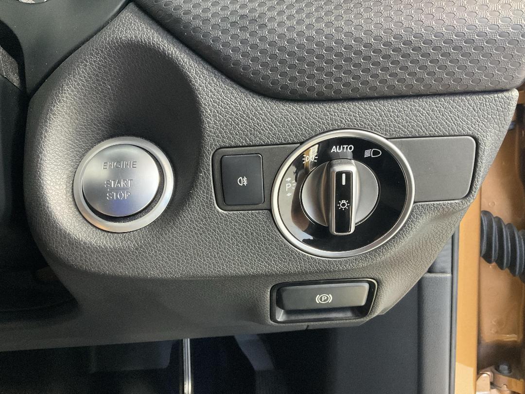 Photo '28' of Mercedes-Benz A180