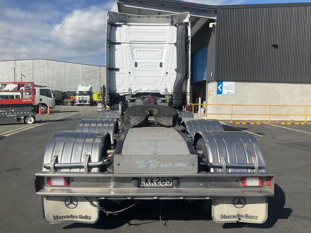 Photo '5' of Mercedes-Benz ACTROS 3263L 8X4 Tractor Unit