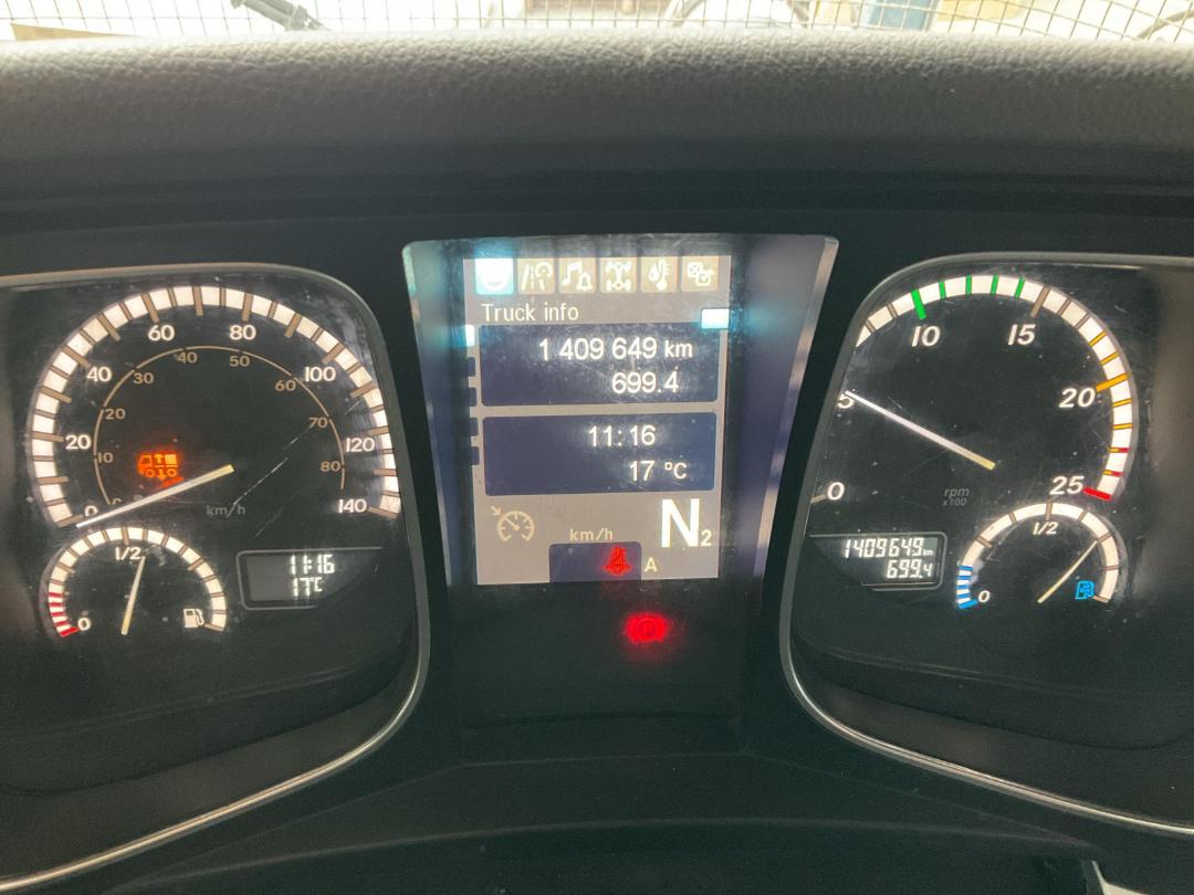 Photo '24' of Mercedes-Benz ACTROS 3263L 8X4 Tractor Unit