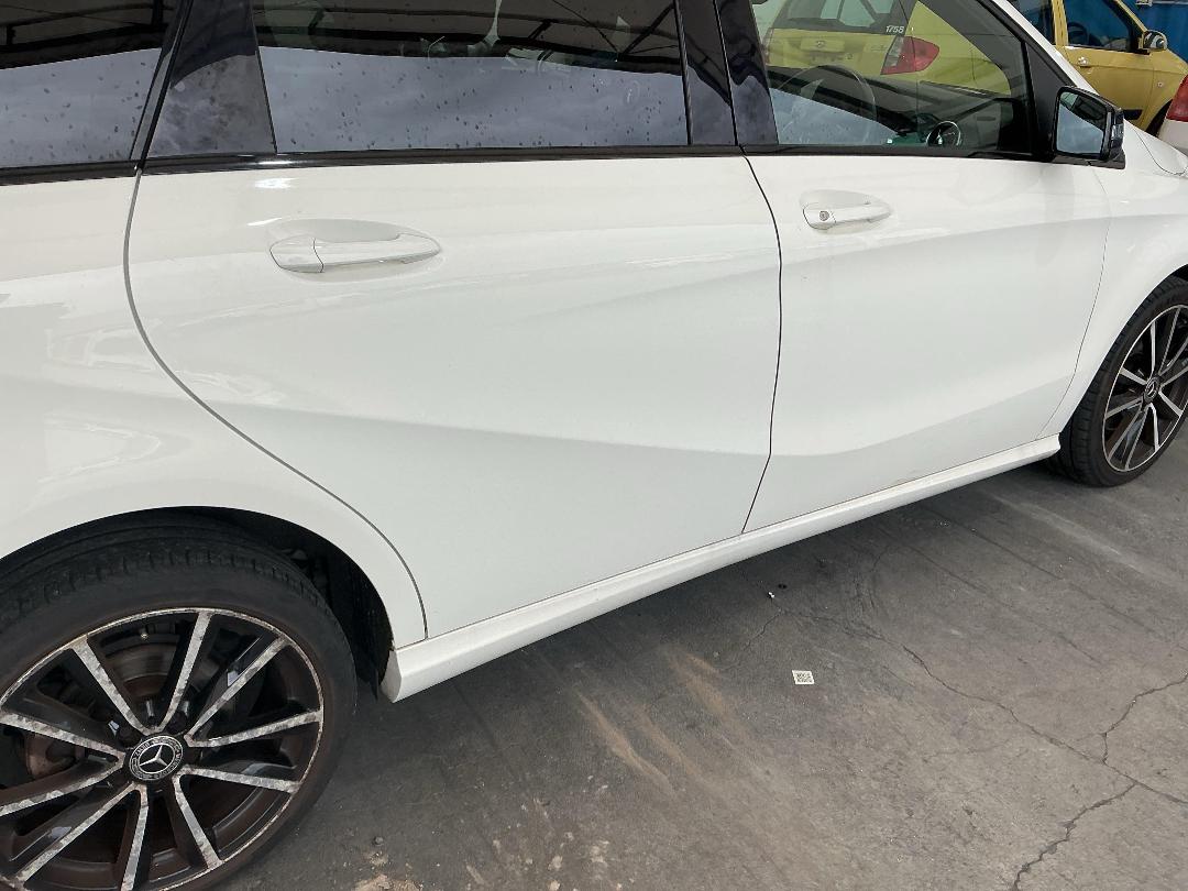 Photo '8' of Mercedes-Benz B-Class B180 Photo '8' of Mercedes-Benz B-Class B180