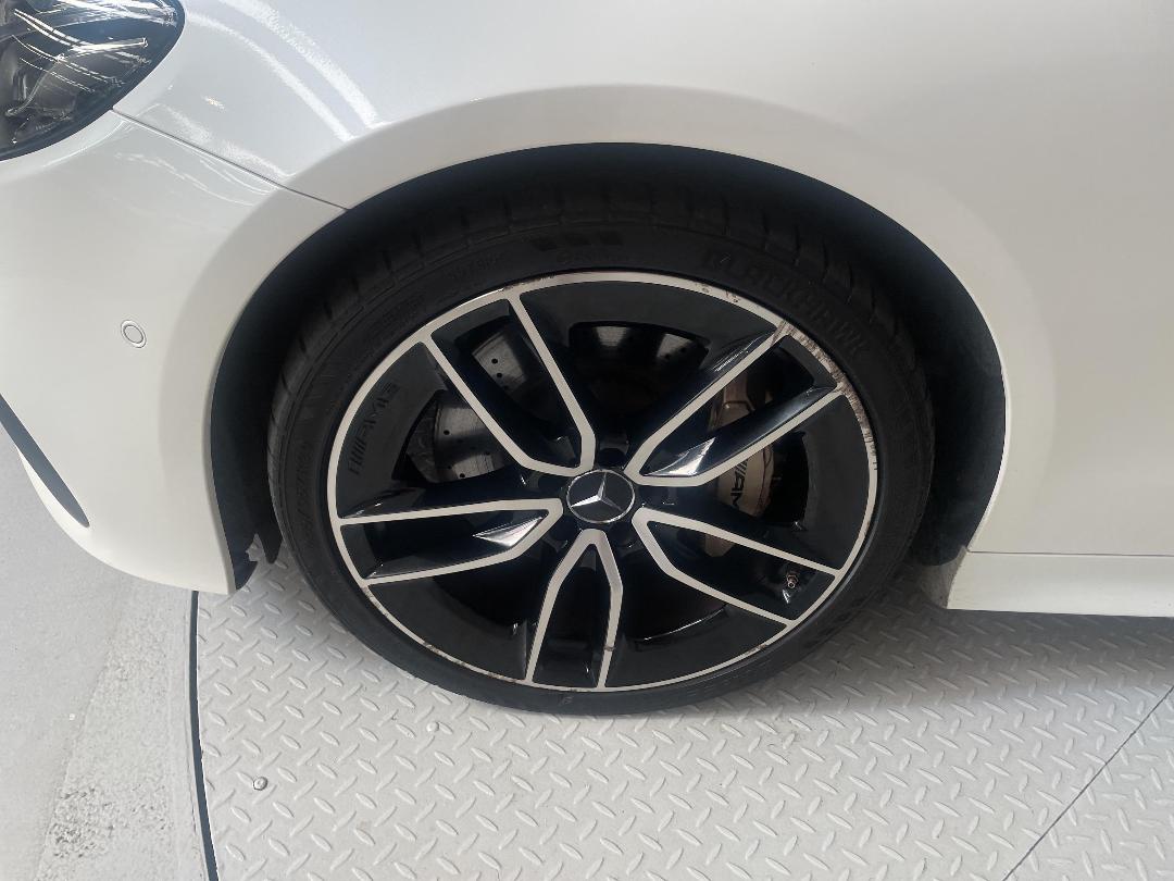 Photo '10' of Mercedes-Benz E-Class