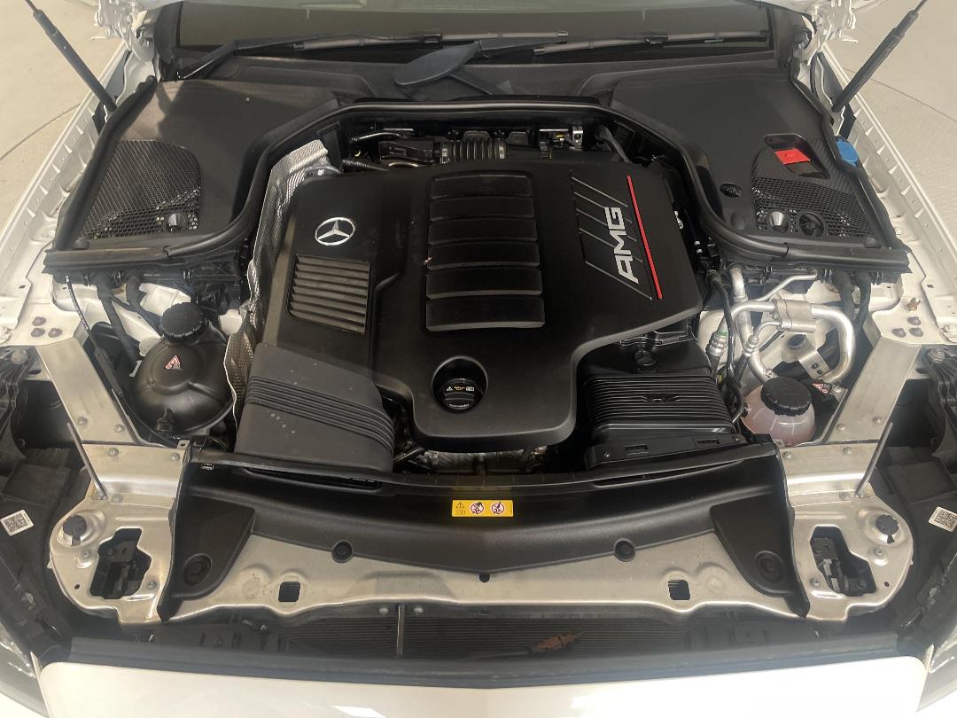 Photo '13' of Mercedes-Benz E-Class