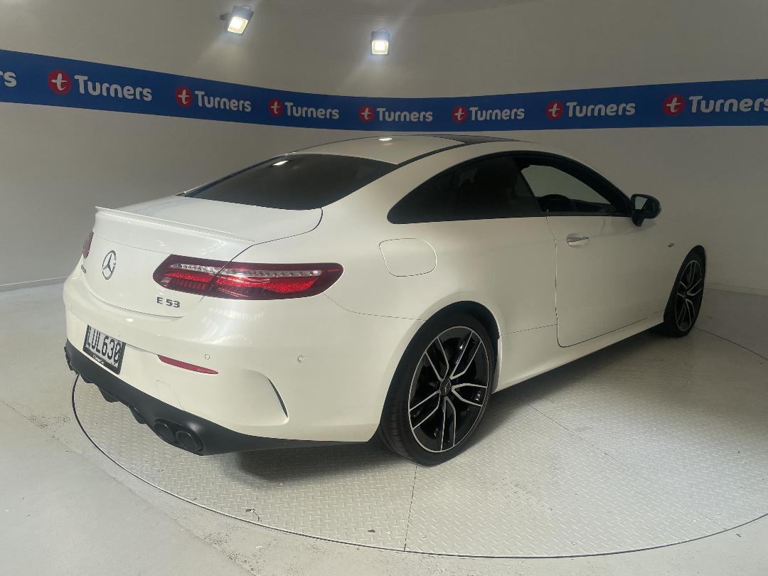 Photo '7' of Mercedes-Benz E-Class