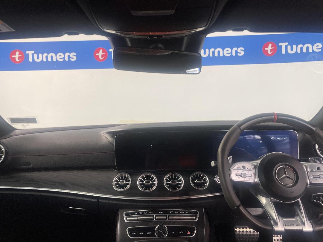 Photo '17' of Mercedes-Benz E-Class